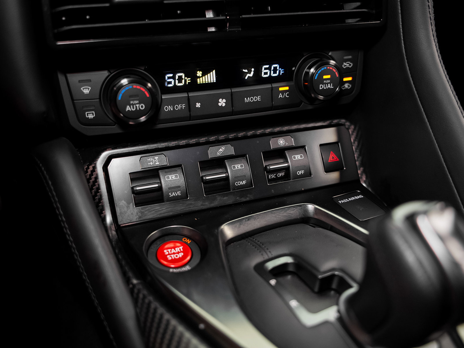 Used 2023 Nissan GT-R Premium AWD/4WD image 53