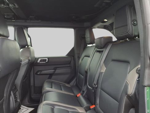 Used 2025 Ford Bronco Outer Banks image 10