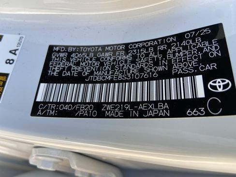 Used 2025 Toyota Corolla LE FWD image 35