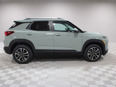 New 2026 Chevrolet TrailBlazer LT w/ Convenience Package AWD/4WD image 11