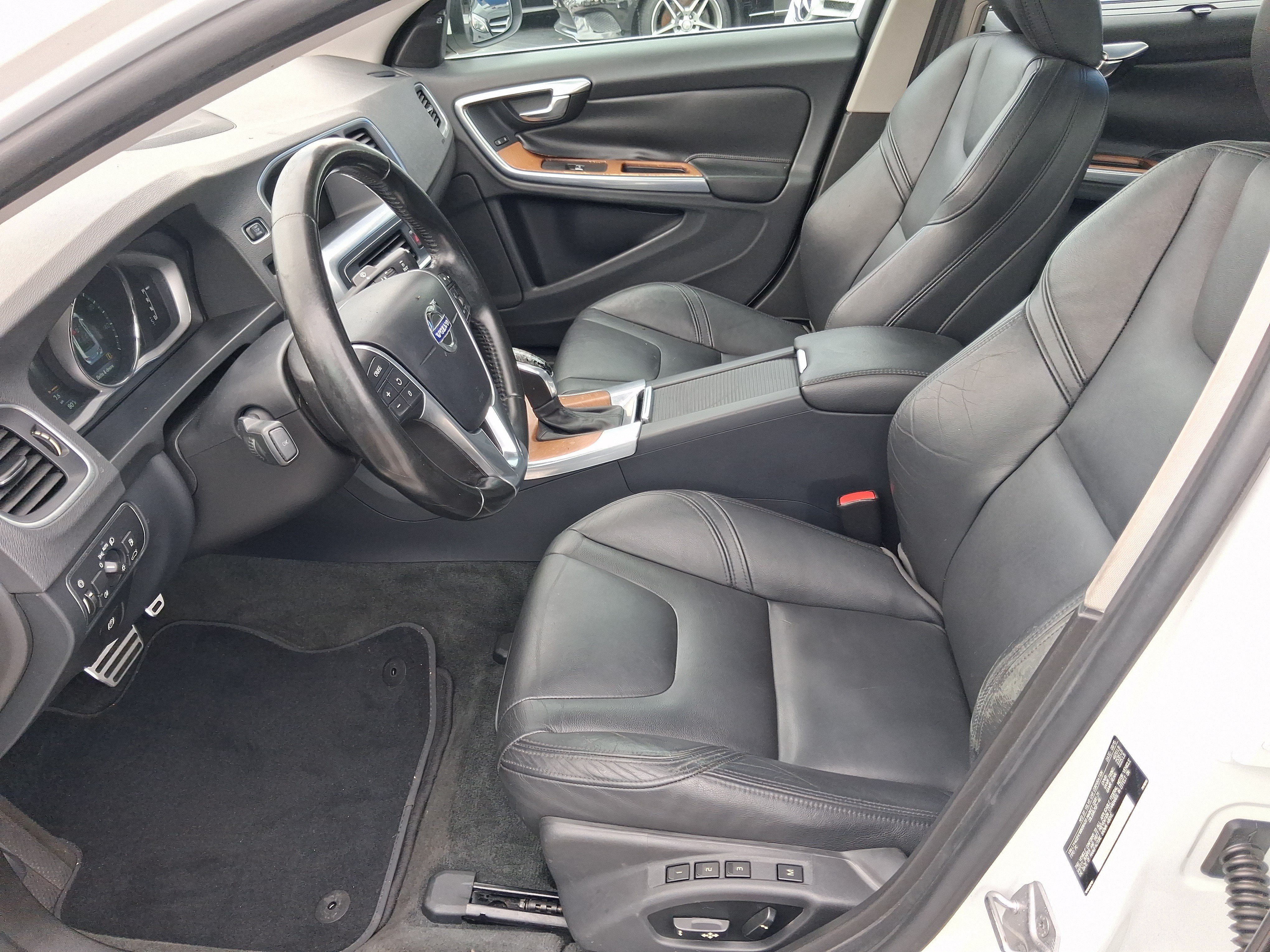 Used 2016 Volvo S60 T5 Premier FWD image 10