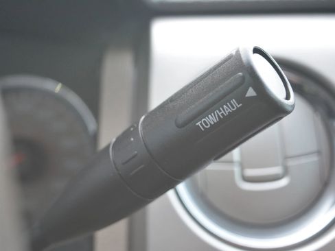 Used 2010 Ford F150 XLT image 21