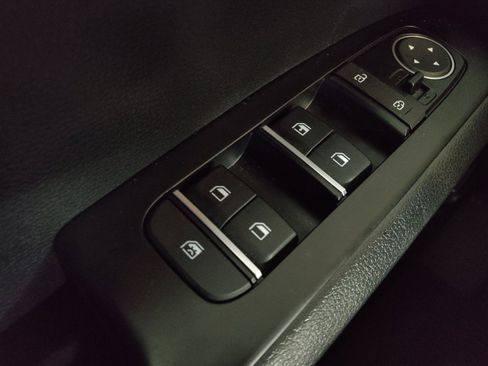 Used 2025 Kia Soul S image 27