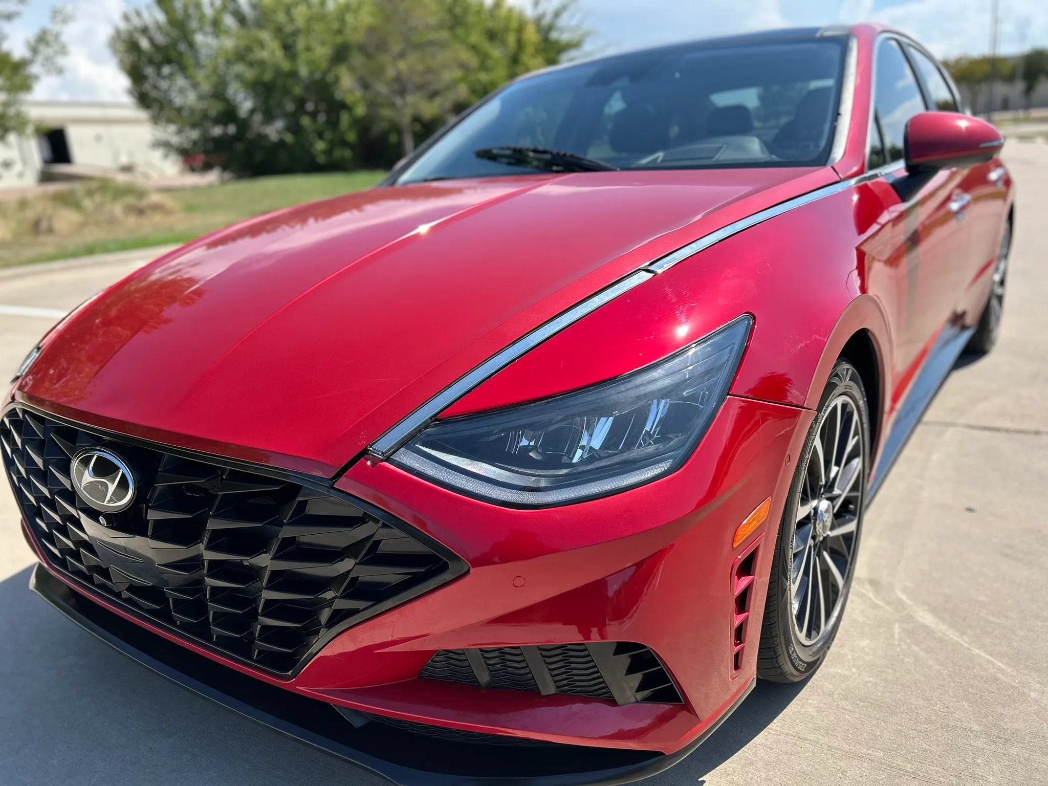 Used 2021 Hyundai Sonata Limited FWD image 2