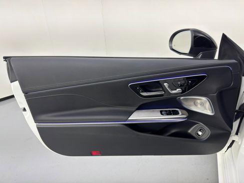 Used 2024 Mercedes-Benz CLE 450 4MATIC Coupe w/ Driver Assistance Package image 43