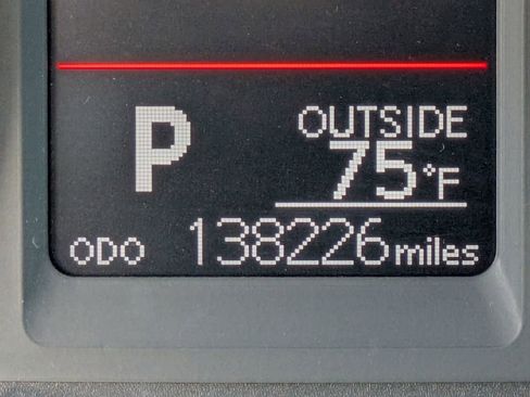 Used 2017 Toyota Corolla LE image 7