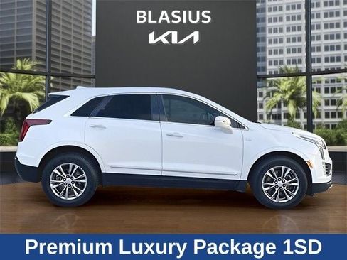 Used 2023 Cadillac XT5 Premium Luxury image 11
