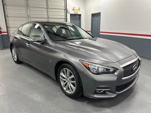 Used 2015 INFINITI Q50 Premium w/ Navigation Package image 2