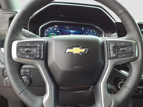 Used 2025 Chevrolet Silverado 1500 LTZ w/ Technology Package AWD/4WD image 27