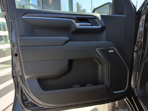 Used 2024 GMC Sierra 1500 Elevation w/ Preferred Package image 14