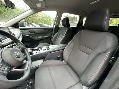 Used 2024 Nissan Rogue S AWD/4WD image 14