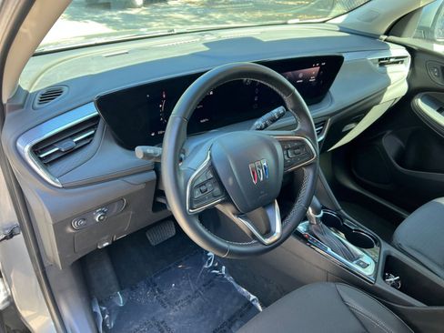 Used 2025 Buick Encore GX Preferred image 29