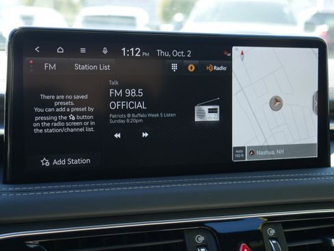 Used 2022 Genesis G70 3.3T image 16