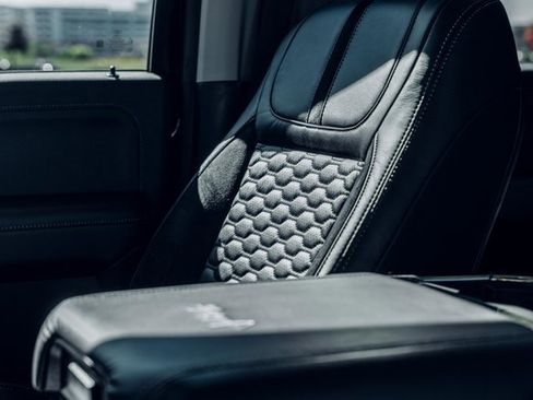 New 2026 Ford F250 Lariat w/ Black Appearance Package image 25