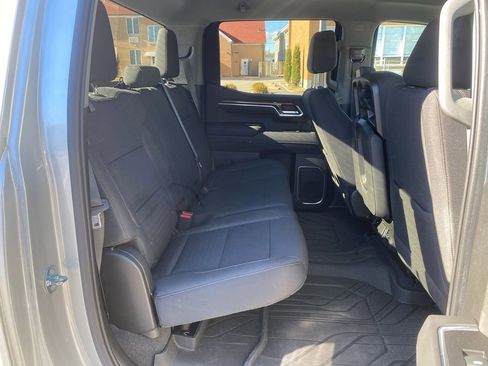 Used 2022 Chevrolet Silverado 1500 LT image 28