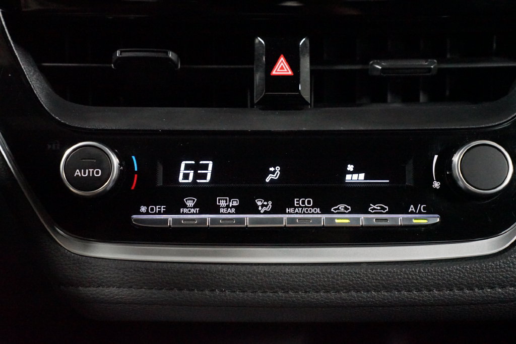Used 2024 Toyota Corolla SE FWD image 20