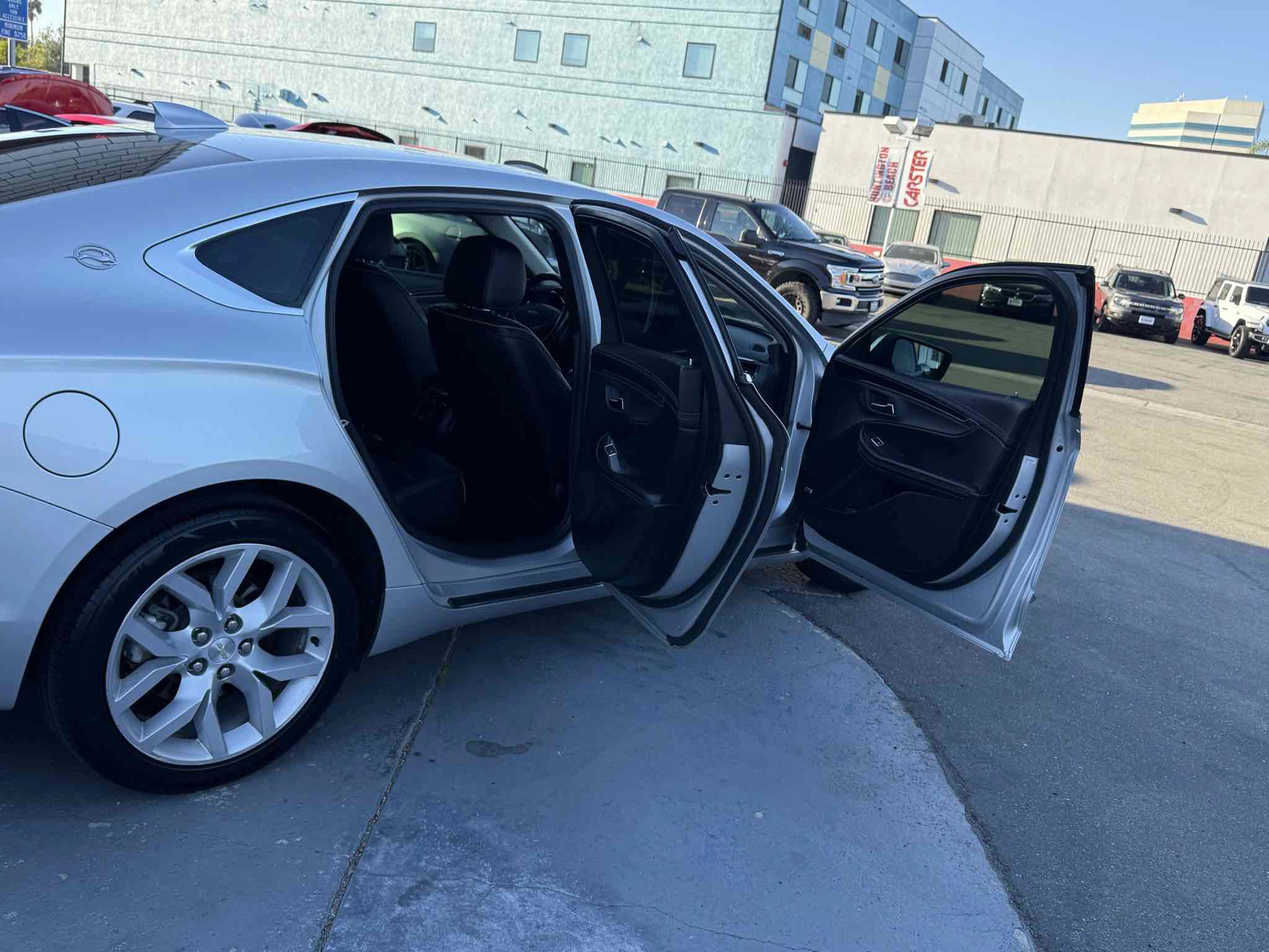 Used 2019 Chevrolet Impala Premier FWD image 38