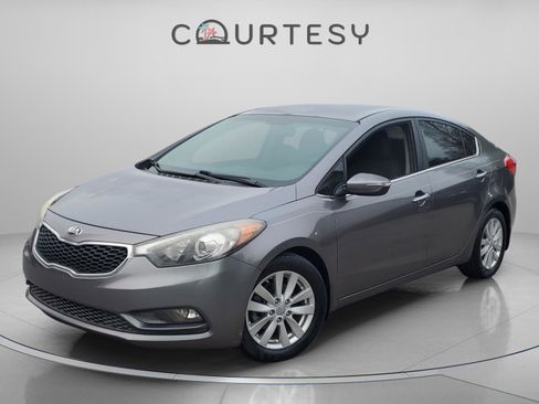 Used 2015 Kia Forte EX image 1