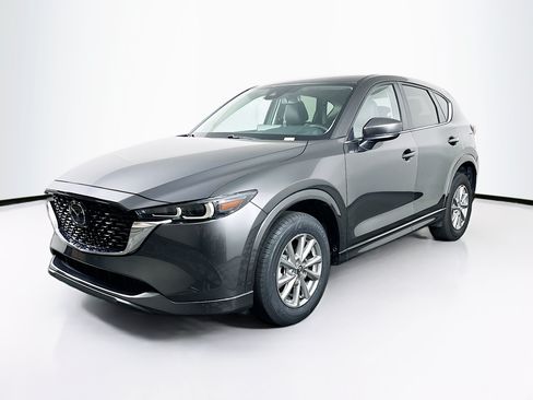 Used 2025 MAZDA CX-5 AWD 2.5 S w/ Preferred Package image 3