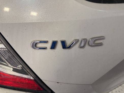 Used 2020 Honda Civic EX image 13