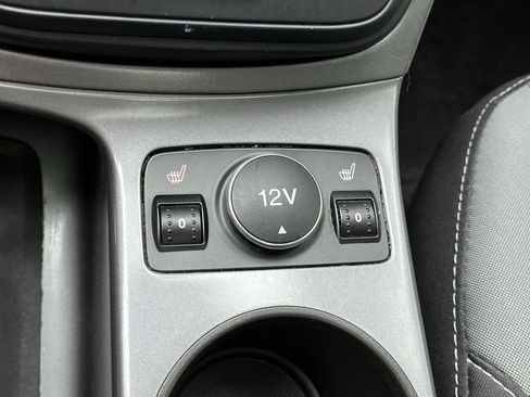 Used 2016 Ford Escape SE w/ Equipment Group 201A image 22