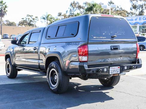 Used 2017 Toyota Tacoma TRD Off-Road image 20