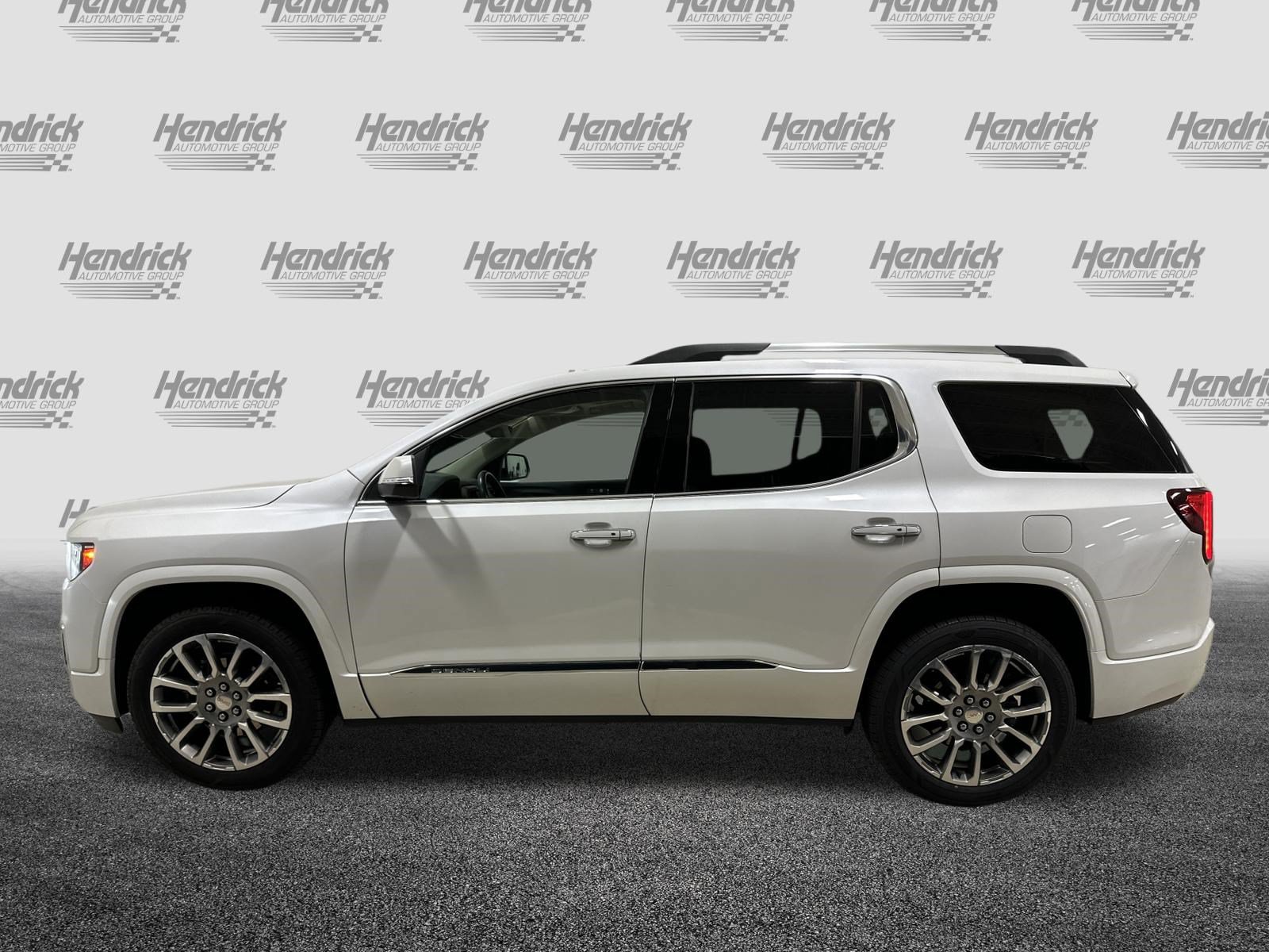 Used 2022 GMC Acadia Denali w/ Denali Ultimate Package AWD/4WD image 10