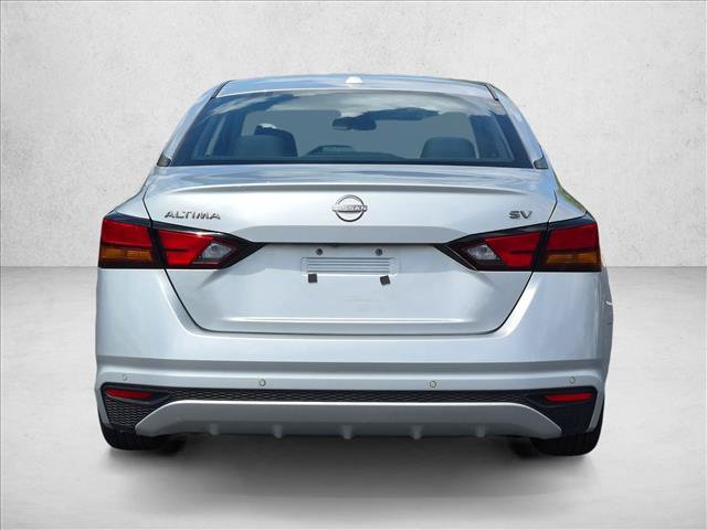 Used 2024 Nissan Altima 2.5 SV FWD image 7