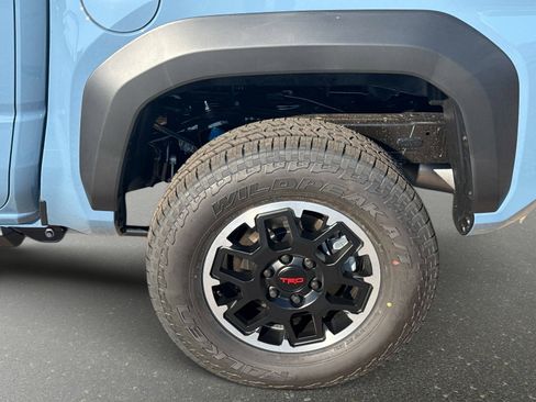 New 2026 Toyota Tacoma TRD Off-Road AWD/4WD image 10