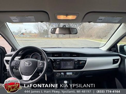 Used 2016 Toyota Corolla LE image 11