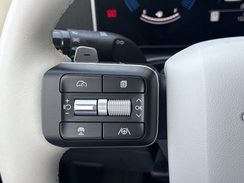 Certified 2026 Hyundai Santa Fe SE image 22