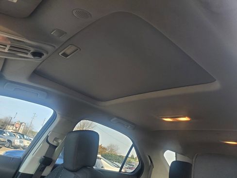 Used 2017 Chevrolet Equinox LT w/ Convenience Package FWD image 13
