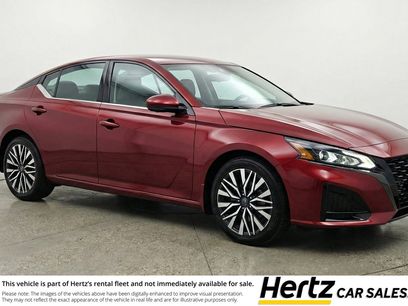 Used 2025 Nissan Altima 2.5 SV