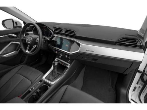 Used 2021 Audi Q3 2.0T Premium Plus w/ Premium Plus Package AWD/4WD image 15