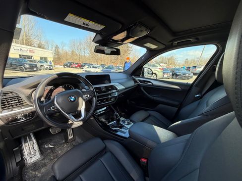 Used 2019 BMW X3 xDrive30i w/ M Sport Package 2 image 9
