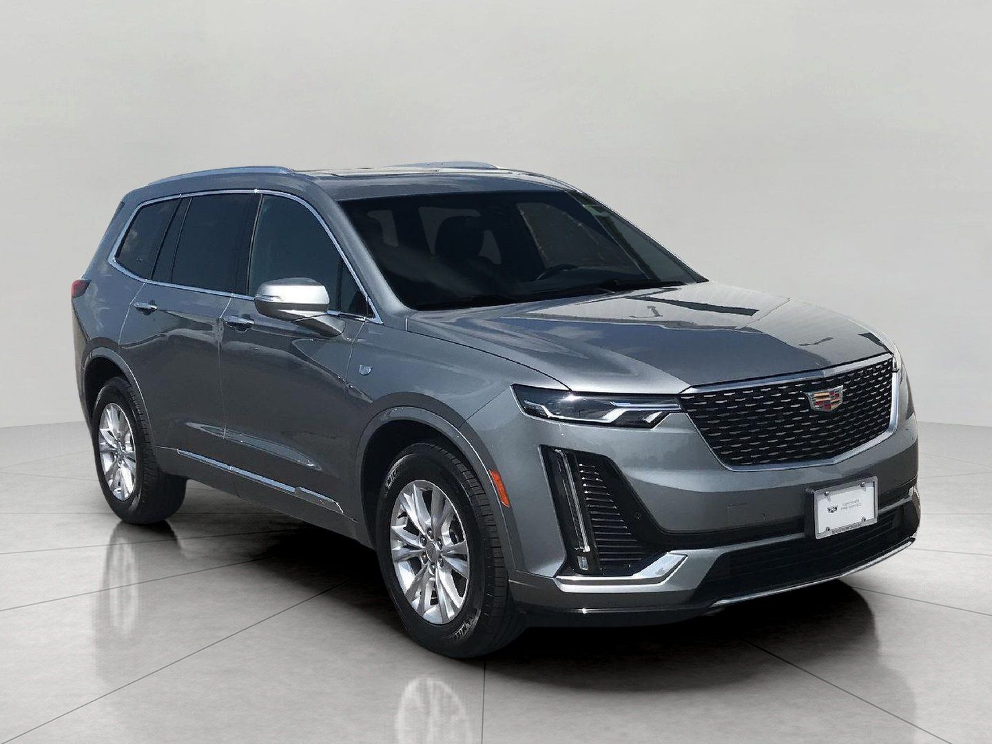 Certified 2024 Cadillac XT6 Luxury w/ LPO, Floor Liner Package AWD/4WD image 1