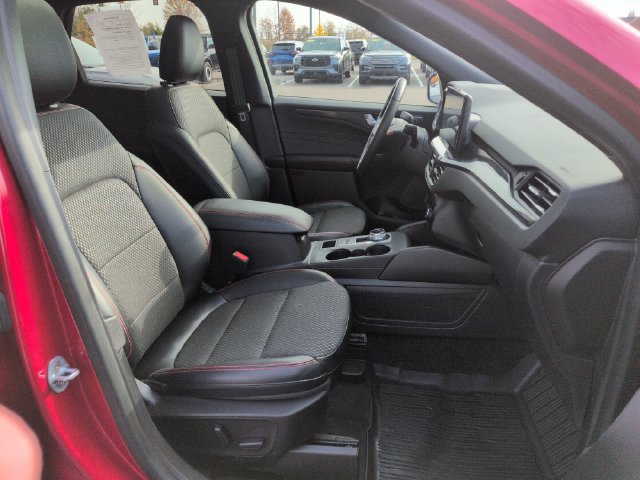 Certified 2023 Ford Escape ST-Line Select w/ Tech Pack #2 AWD/4WD image 15