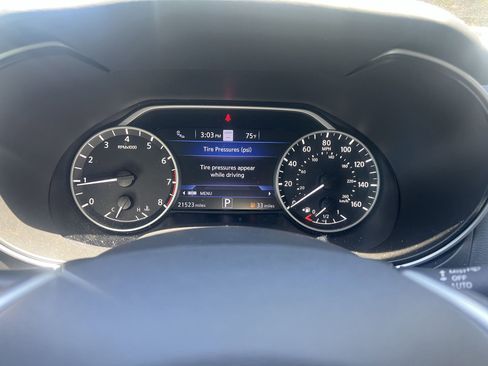 Used 2023 Nissan Maxima Platinum w/ Sport Mat Group FWD image 11