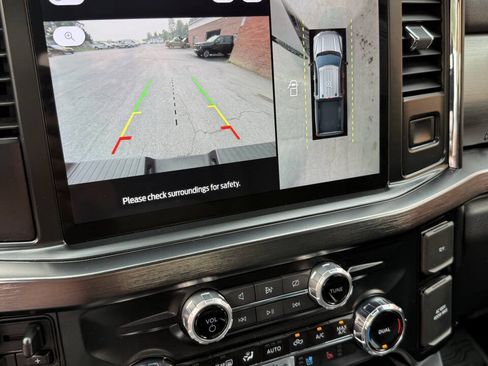 Used 2024 Ford F350 Lariat w/ Sport Appearance Package AWD/4WD image 16