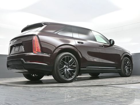 New 2025 Cadillac Escalade IQ Sport 2 w/ LPO, ONYX Package image 23