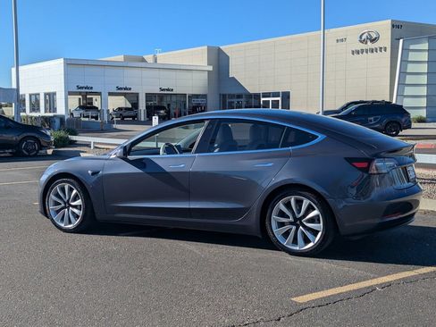 Used 2019 Tesla Model 3 Long Range image 4