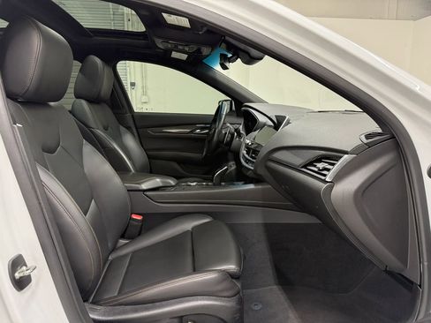 Used 2021 Cadillac CT5 Sport w/ Technology Package RWD image 9