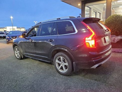 Used 2016 Volvo XC90 T5 Momentum image 2