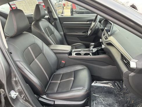 Used 2023 Nissan Altima 2.5 SR image 26