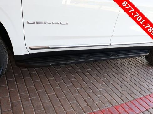 New 2026 GMC Yukon XL Denali image 10