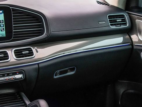 Used 2022 Mercedes-Benz GLS 450 4MATIC image 19