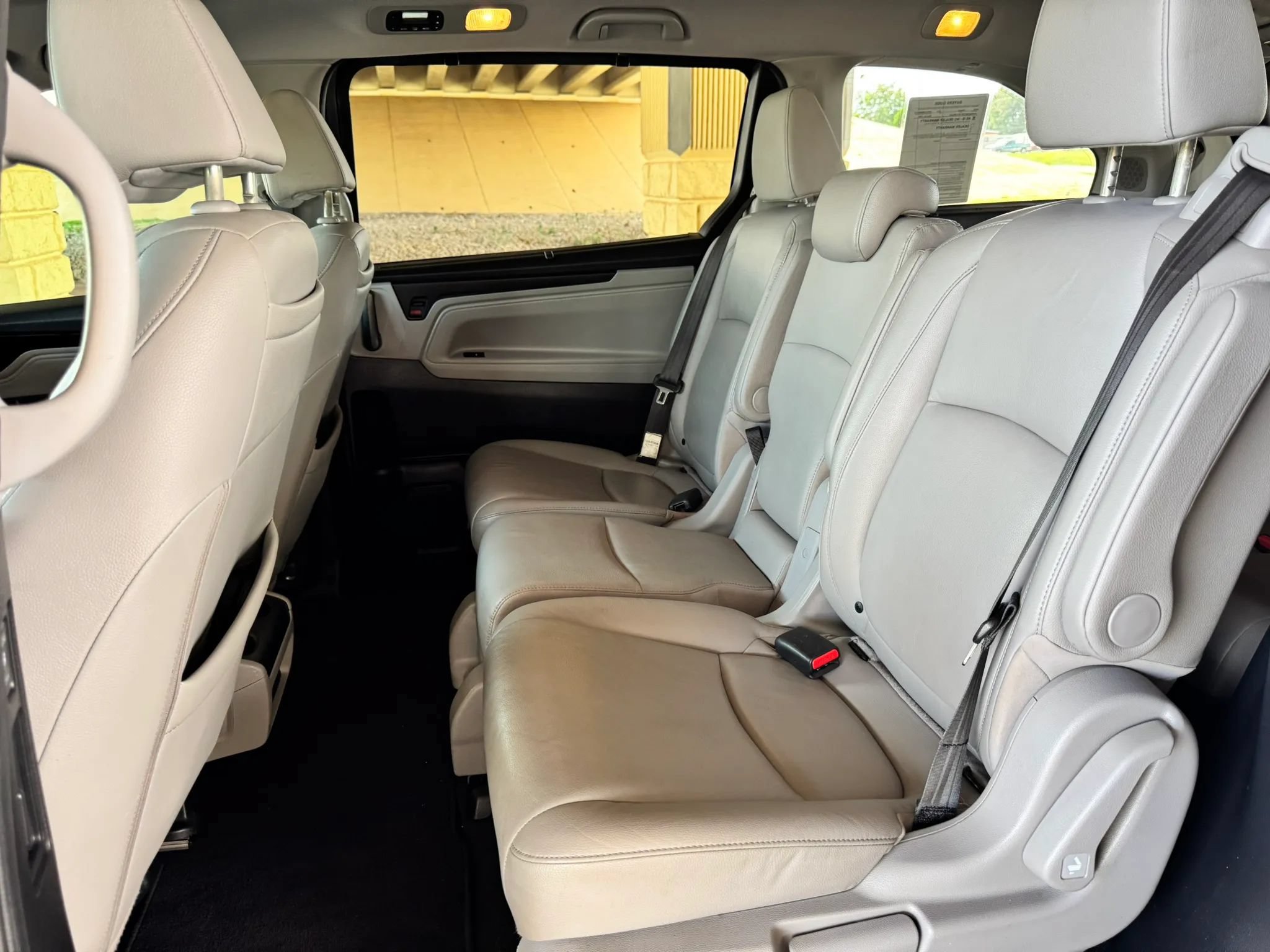 Used 2019 Honda Odyssey Elite image 18