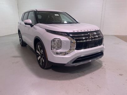 New 2025 Mitsubishi Outlander SE