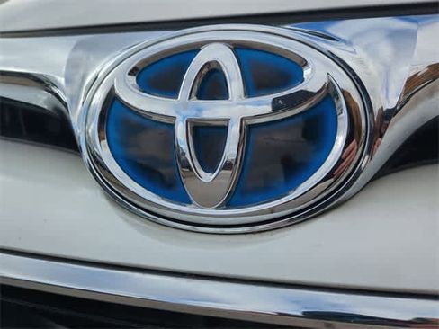 Used 2016 Toyota Avalon XLE Premium image 12