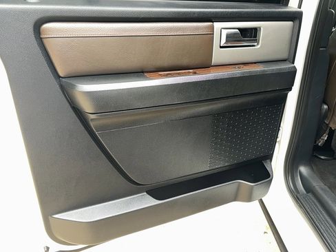 Used 2016 Ford Expedition EL King Ranch image 11